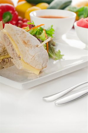 simsearch:400-06171664,k - tuna fish and cheese sandwich with fresh mixed salad ,watermelon and gazpacho soup on side,with fresh vegetables on background ,MORE DELICIOUS FOOD ON PORTFOLIO Foto de stock - Super Valor sin royalties y Suscripción, Código: 400-04913351