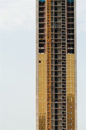 A huge high rise building under construction Stock Photo - Budget Royalty-Free & Subscription, Code: 400-04924155