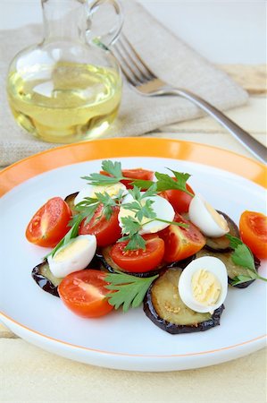 simsearch:400-07625437,k - salad with eggplant, tomato and quail eggs Stock Photo - Budget Royalty-Free & Subscription, Code: 400-04924482