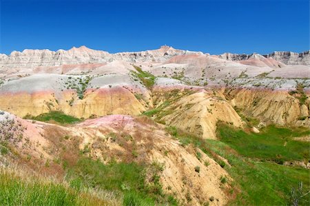 Beautifully colored mountains of Badlands National Park in South Dakota. Foto de stock - Super Valor sin royalties y Suscripción, Código: 400-04924994