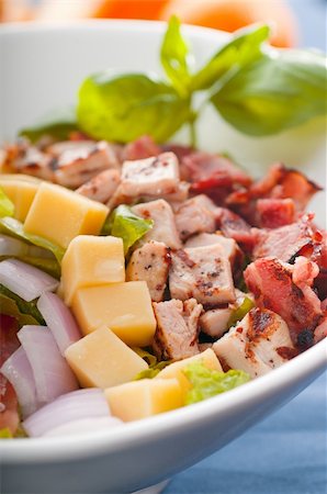 simsearch:400-08573799,k - fresh classic caesar salad ,healthy meal Stockbilder - Microstock & Abonnement, Bildnummer: 400-04925330