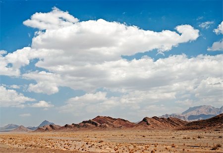 simsearch:841-02832719,k - desert landscape with mountains near yazd iran Photographie de stock - Aubaine LD & Abonnement, Code: 400-04926335