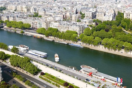 simsearch:400-07111412,k - Paris, panorama from the Eiffel tower Photographie de stock - Aubaine LD & Abonnement, Code: 400-04920009