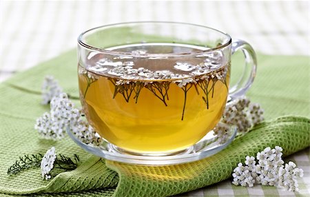 flower table kitchen - cup of fresh herbal tea Stock Photo - Budget Royalty-Free & Subscription, Code: 400-04922471