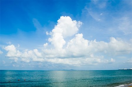 pattaya - Blue Sea    Location: Pattaya, Thailand Foto de stock - Super Valor sin royalties y Suscripción, Código: 400-04935417