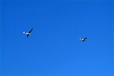 two sailplane in breezier height and a blue sky Photographie de stock - Aubaine LD & Abonnement, Code: 400-04937492