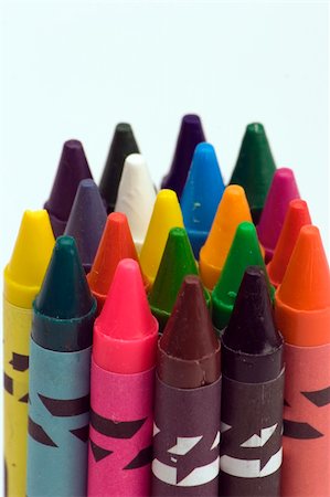 simsearch:400-05044785,k - Multi coloured crayons against a plain background Stockbilder - Microstock & Abonnement, Bildnummer: 400-04937513
