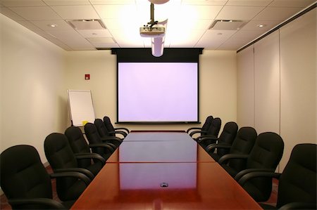 projector in class - Meeting Room with White Screen Ready for a Presentation Stock Photo - Budget Royalty-Free & Subscription, Code: 400-04938196