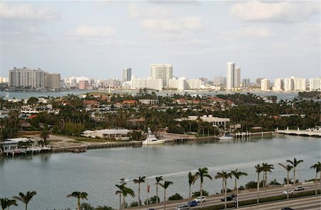 Miami Floriday Landscape with Roadway and Boats Stock Photo - Budget Royalty-Free & Subscription, Code: 400-04938209