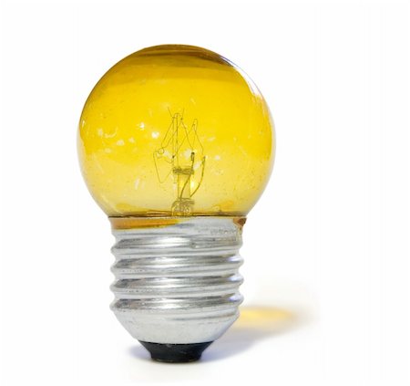 simsearch:400-03948473,k - Yellow ligh bulb on white background Foto de stock - Super Valor sin royalties y Suscripción, Código: 400-04932458