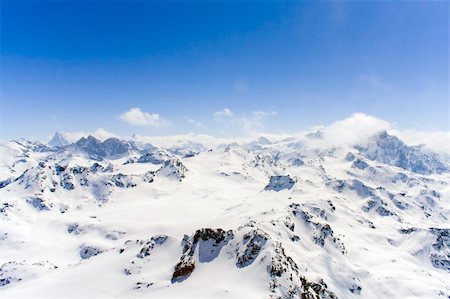 Breathtaking snowy Swiss mountains landscape Foto de stock - Super Valor sin royalties y Suscripción, Código: 400-04944917