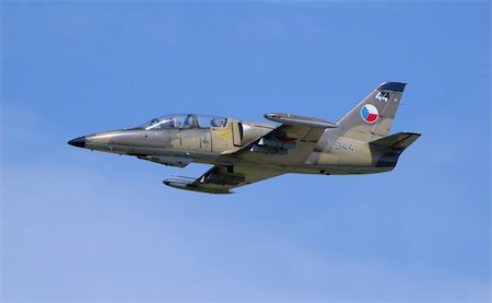 L-39 ZA Albatros trainer aircraft in flight Stock Photo - Budget Royalty-Free & Subscription, Code: 400-04947421