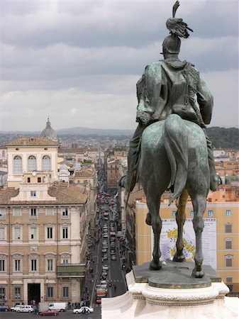 paha_l (artist) - Monument rider Rome Stockbilder - Microstock & Abonnement, Bildnummer: 400-04940693