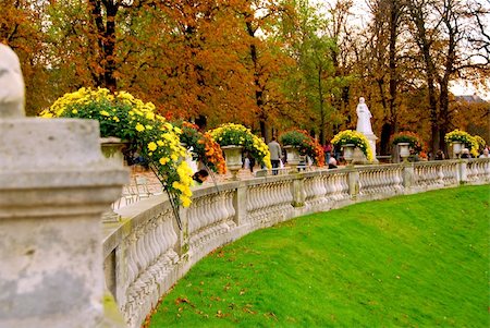 Jardins du Luxembourg (Luxembourg gardens) in Paris, France Stock Photo - Budget Royalty-Free & Subscription, Code: 400-04940806