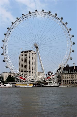 The London Eye Ferris wheel on the River Thames, London. Stock Photo - Budget Royalty-Free & Subscription, Code: 400-04942026