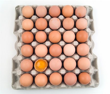 simsearch:400-04943721,k - plenty of eggs with one opened egg Stock Photo - Budget Royalty-Free & Subscription, Code: 400-04943725