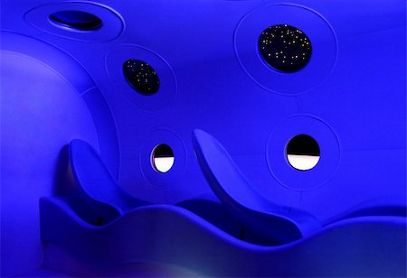 fenêtre sur le monde - Futuristic inter galactic air ship blue interior Photographie de stock - Aubaine LD & Abonnement, Code: 400-04943885