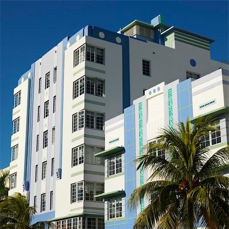 Palm trees and buildings in art deco district of Miami, Florida, USA. Stock Photo - Budget Royalty-Free & Subscription, Code: 400-04954512