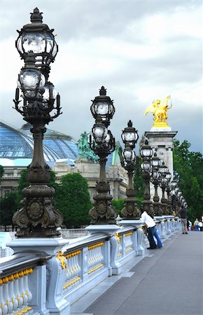simsearch:400-04955587,k - Alexander the Third bridge in Paris, France. Fotografie stock - Microstock e Abbonamento, Codice: 400-04955591