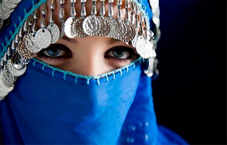 middle eastern culture: belly dancer with traditional veil Stock Photo - Budget Royalty-Free & Subscription, Code: 400-04958336