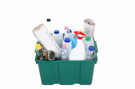 simsearch:614-02073306,k - A plastic container full of empty products for recycling. Foto de stock - Super Valor sin royalties y Suscripción, Código: 400-04959481