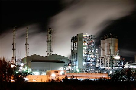Chemical factory by night Stock Photo - Budget Royalty-Free & Subscription, Code: 400-04959931