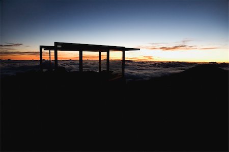 Shot of sunrise in Haleakala National Park in Maui, Hawaii. Photographie de stock - Aubaine LD & Abonnement, Code: 400-04951058