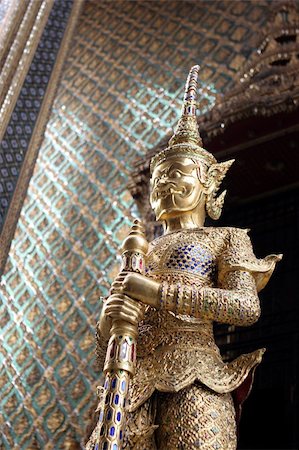 simsearch:400-04962756,k - Statue at the Grand Palace in Bangkok, Thailand - travel and tourism. Foto de stock - Super Valor sin royalties y Suscripción, Código: 400-04953327