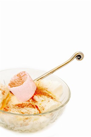 Ice-cream with marshmallow in crystal bowl shot on white background Stock Photo - Budget Royalty-Free & Subscription, Code: 400-04953389