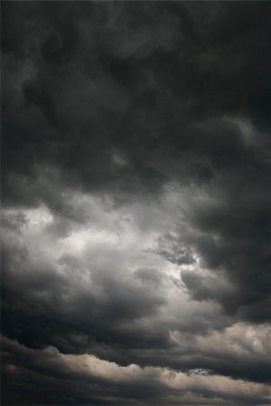 Ominous abstract storm clouds. Stockbilder - Microstock & Abonnement, Bildnummer: 400-04953695