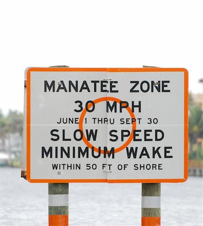 Speed zone sign to protect Florida manatees Photographie de stock - Aubaine LD & Abonnement, Code: 400-04965901