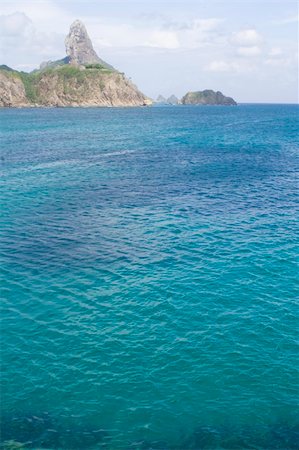 fernando de noronha - The most beautiful colour of water possible. Fotografie stock - Microstock e Abbonamento, Codice: 400-04966449