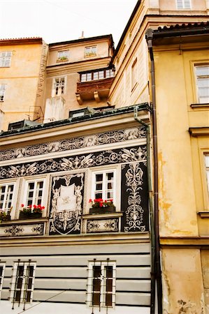 simsearch:400-04990379,k - A small skinny street detail in the old town area of Prague, Czech Republic. Photographie de stock - Aubaine LD & Abonnement, Code: 400-04966527