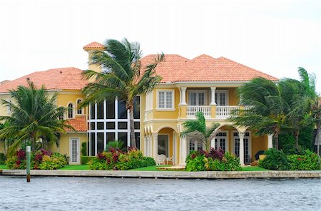 Prime real estate on Palm Beach intercoastal waterway Stock Photo - Budget Royalty-Free & Subscription, Code: 400-04967673