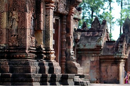 simsearch:400-04466118,k - The mandapa with carving at Banteay Sreiz, Cambodia Fotografie stock - Microstock e Abbonamento, Codice: 400-04968071