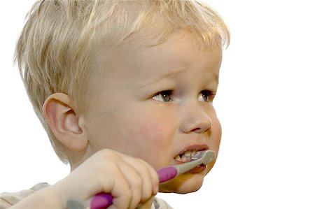 simsearch:400-06327889,k - Three year old brushing his teeth Photographie de stock - Aubaine LD & Abonnement, Code: 400-04968081