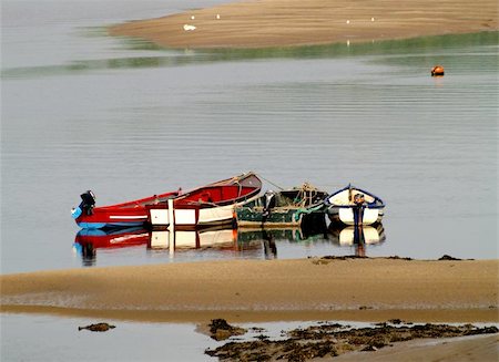 Four boats at Conwy, Snowdonia, North Wales. Fotografie stock - Microstock e Abbonamento, Codice: 400-04969020