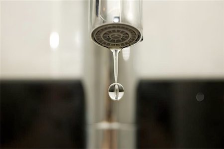 simsearch:400-06918144,k - Water tap closeup Stock Photo - Budget Royalty-Free & Subscription, Code: 400-04969168