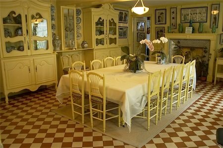 Monet's dinner room Foto de stock - Super Valor sin royalties y Suscripción, Código: 400-04969516