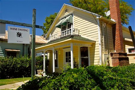 Wine tasting shop and sign in a small town, Amador County, California Stock Photo - Budget Royalty-Free & Subscription, Code: 400-04961104