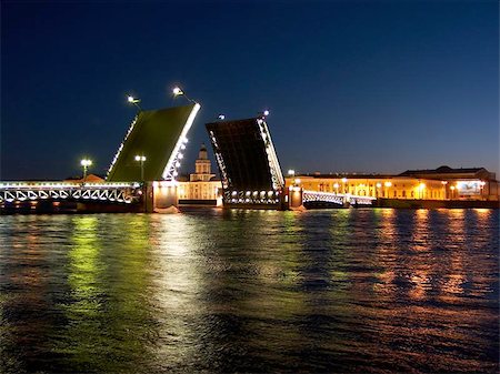 st petersburg night - Russia. Saint-Petersburg. Palace Bridge Stock Photo - Budget Royalty-Free & Subscription, Code: 400-04974619