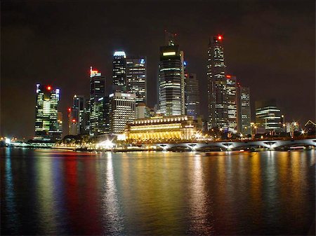 fullerton hotel - Singapore Cityscape at Night from Marina Promenade Stockbilder - Microstock & Abonnement, Bildnummer: 400-04977292