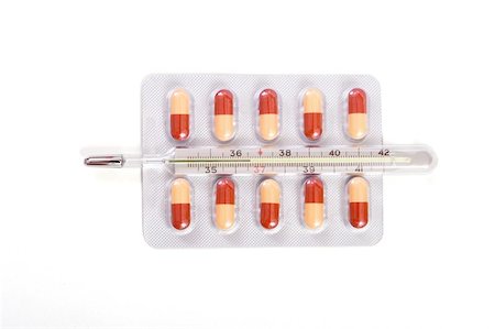 pills and thermometer 36,6 Photographie de stock - Aubaine LD & Abonnement, Code: 400-04971718
