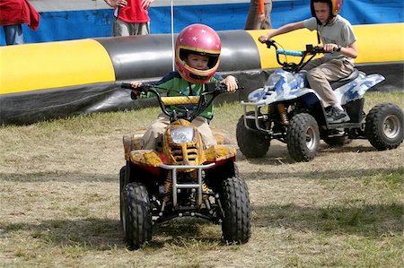 Young Quad Runner Stock Photo - Budget Royalty-Free & Subscription, Code: 400-04972320