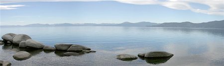 sparky2000 (artist) - The sculptural boulders of Lake Tahoe's east shore. Photographie de stock - Aubaine LD & Abonnement, Code: 400-04972626