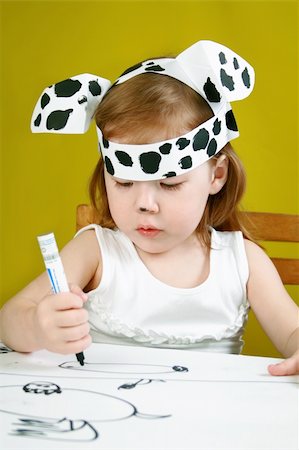 female dalmatian - The small girl with dalmatian mask sketches the dog Stock Photo - Budget Royalty-Free & Subscription, Code: 400-04984996