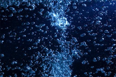 simsearch:400-04130290,k - water bubbles macro close up Stock Photo - Budget Royalty-Free & Subscription, Code: 400-04985283
