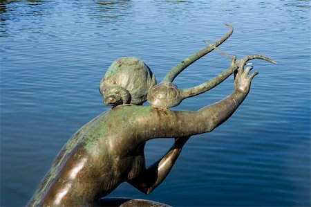 retiro - Statue in Retiro´s park Madrid city (Spain) Fotografie stock - Microstock e Abbonamento, Codice: 400-04985295