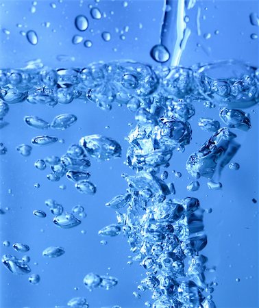 simsearch:400-04130290,k - water bubbles macro close up Stock Photo - Budget Royalty-Free & Subscription, Code: 400-04985783