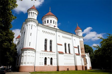 simsearch:400-08011091,k - The Cathedral of the Theotokos in Vilnius, Russian Orthodox Church Stock Photo - Budget Royalty-Free & Subscription, Code: 400-04985924